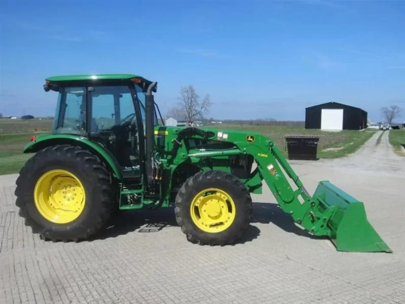 2012 John Deere 5100M