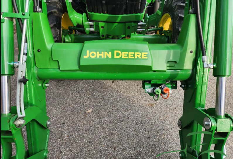 2021 John Deere 5065E