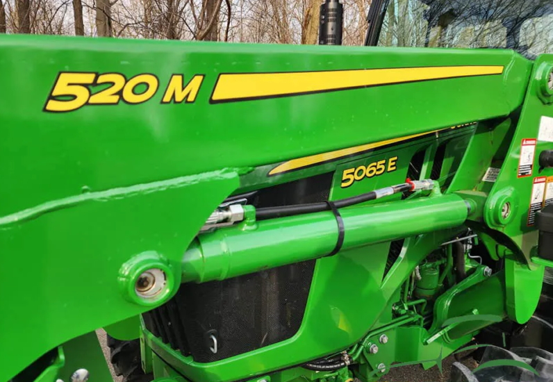 2021 John Deere 5065E