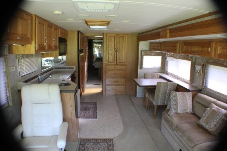 2004 Holiday Rambler ENDEAVOR 38PBDD