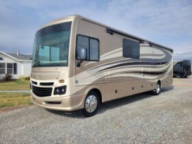 2017 Fleetwood Bounder 35P