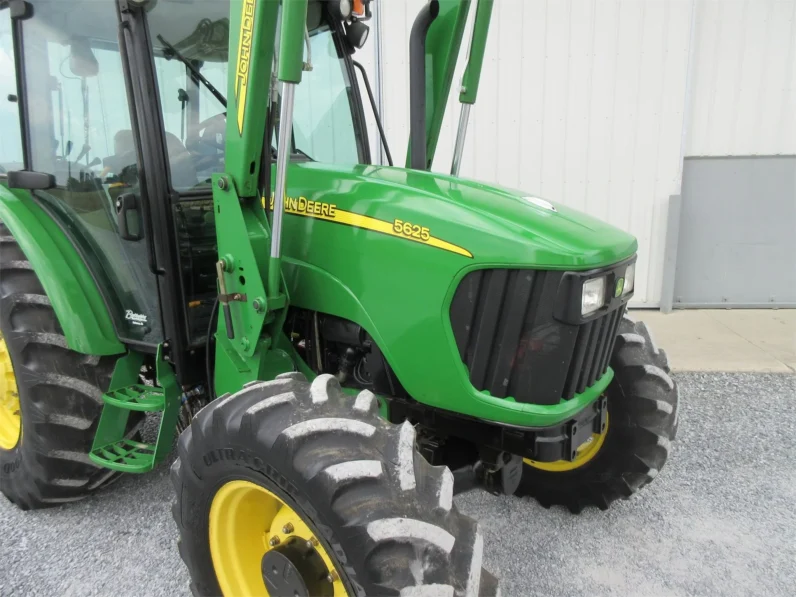 2008 John Deere 5625 Tractor