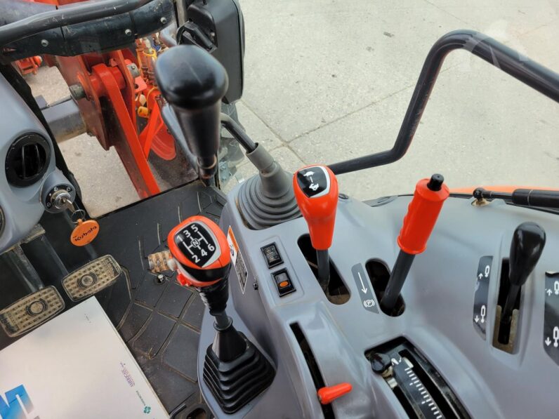 2015 KUBOTA M5-111