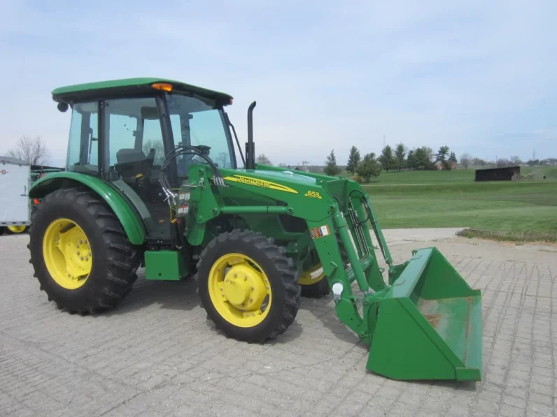 2013 John Deere 5055E