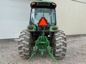 2016 John Deere 4052R