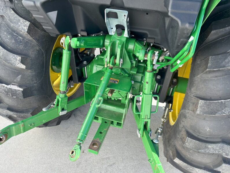 2019 John Deere 4066M