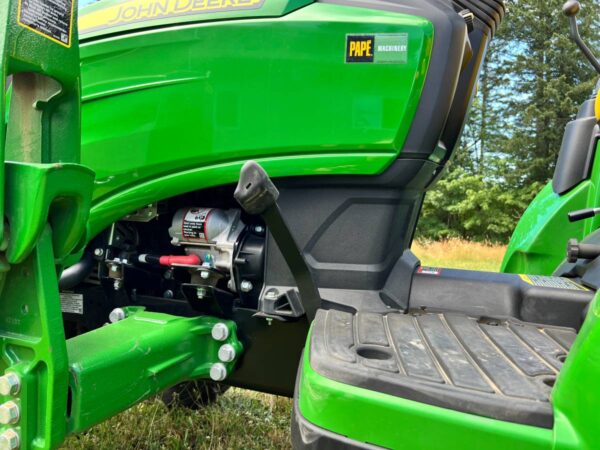 2019 John Deere 2025R - Image 18