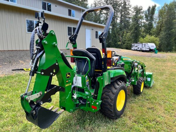 2019 John Deere 2025R - Image 14