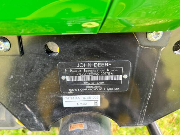 2019 John Deere 2025R - Image 13
