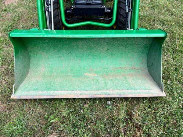 2019 John Deere 2025R - Image 11