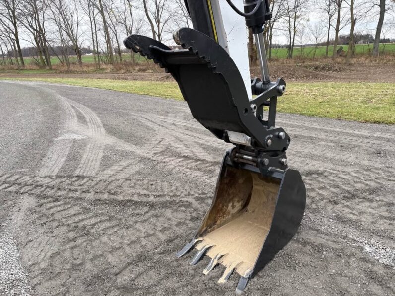 2017 BOBCAT E85