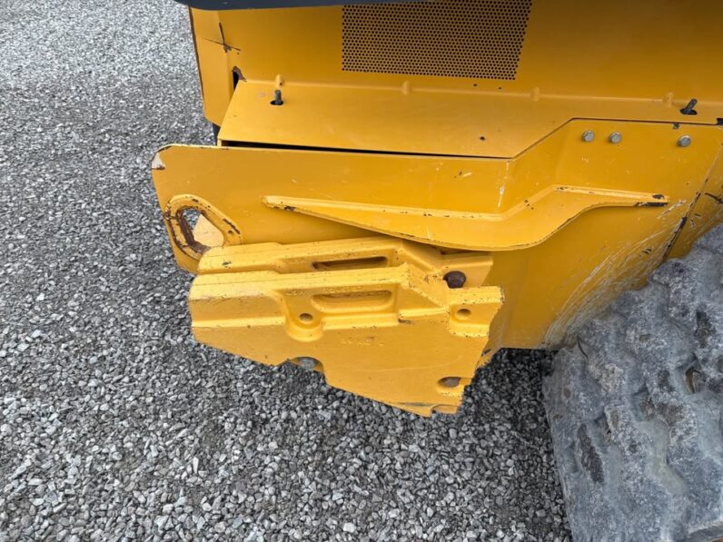 2018 John Deere 325g