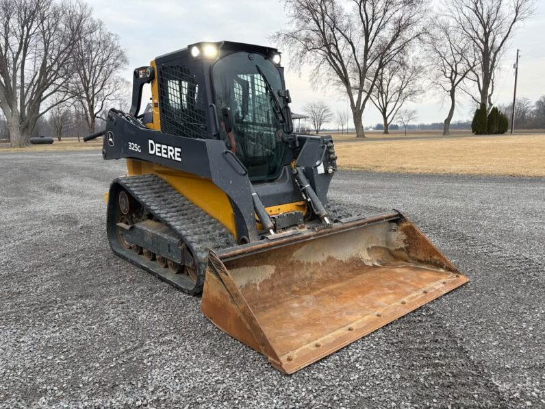 2018 John Deere 325g
