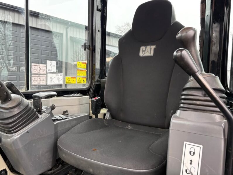 2015 Caterpillar305.5E