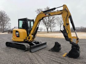 2015 Caterpillar305.5E