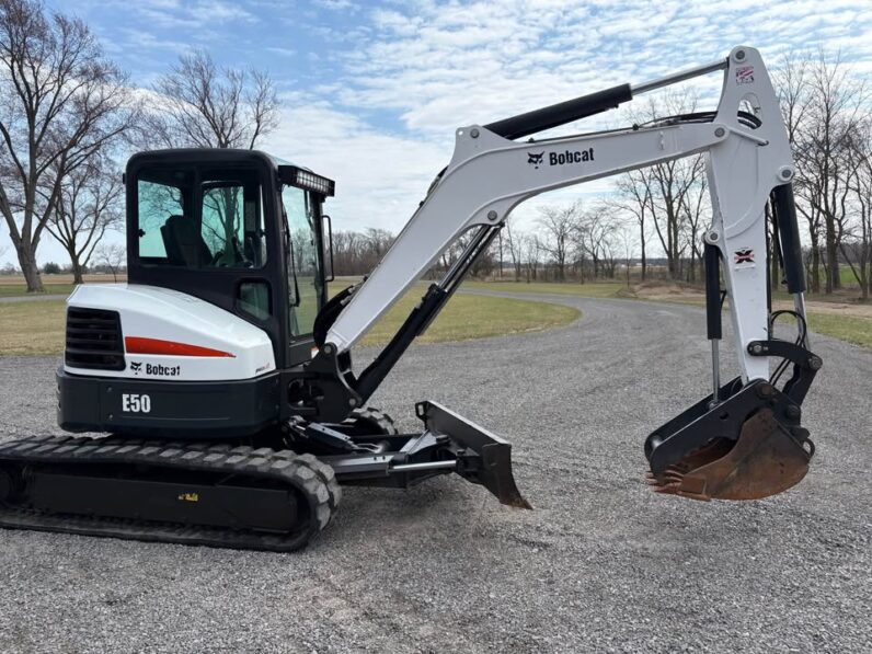 2016 Bobcat E50