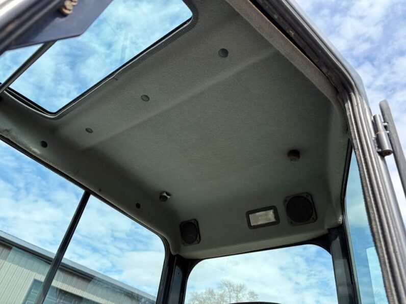 2016 Bobcat E50