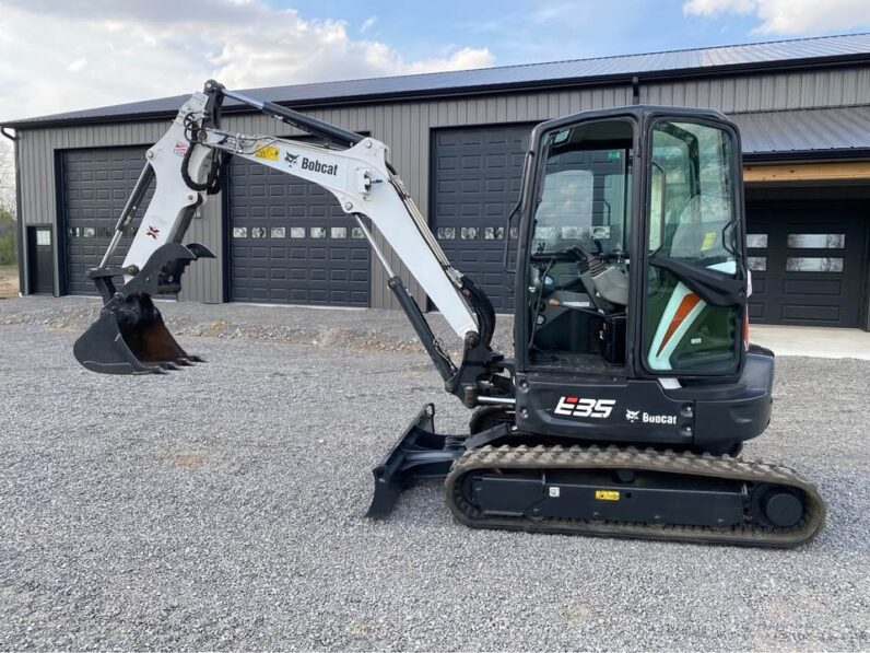 2019 BOBCAT E35