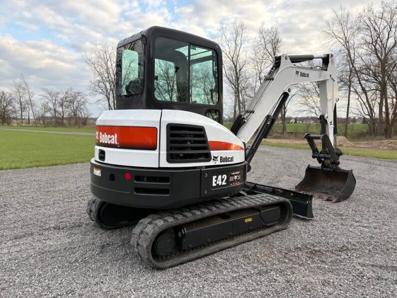2016 Bobcat E42