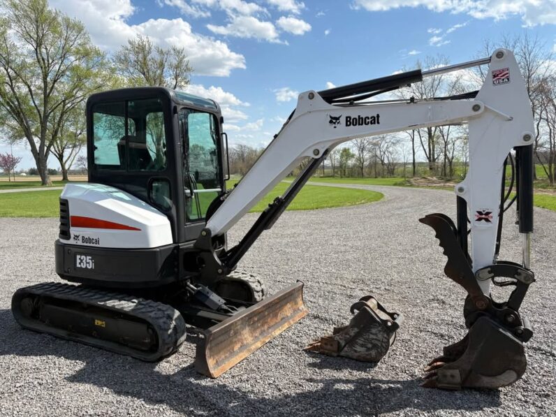 2015 BOBCAT E35