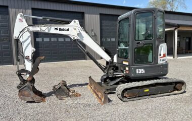 2015 BOBCAT E35