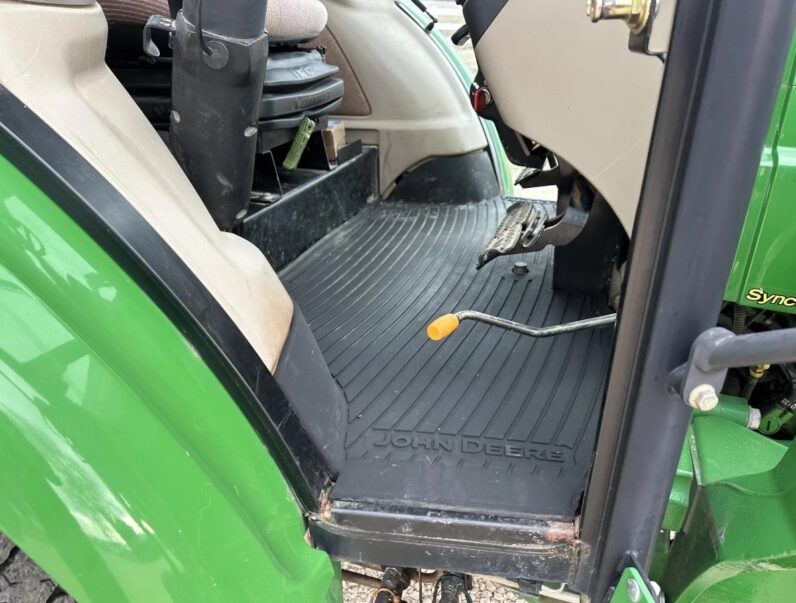 2011 JOHN DEERE 5075M