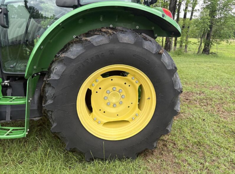 2019 John Deere 5090E