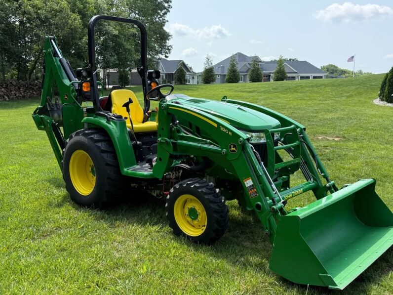 2021 John Deere 3046R