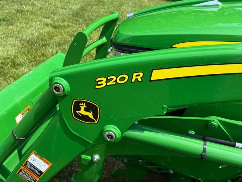 2021 John Deere 3046R