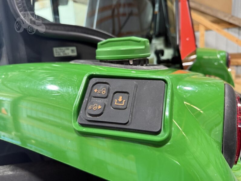 2022 JOHN DEERE 4052R
