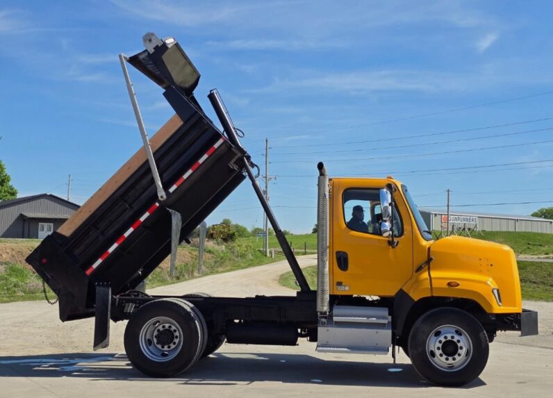 2013 FREIGHTLINER 108SD