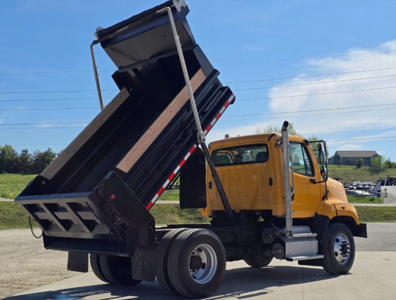 2013 FREIGHTLINER 108SD