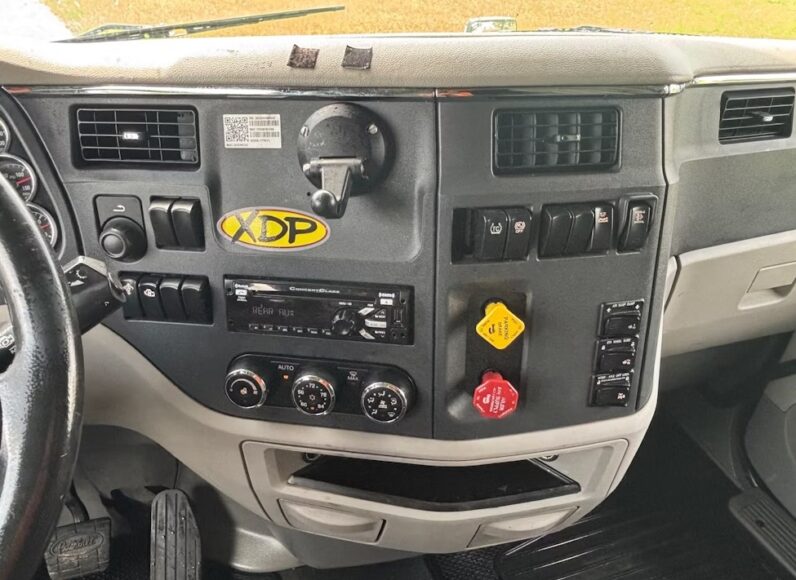 2019 Peterbilt 579