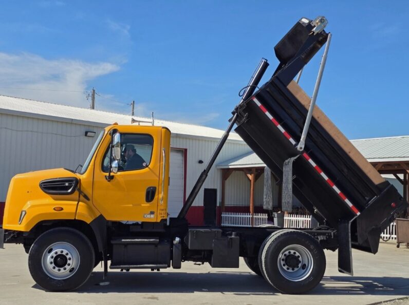2013 FREIGHTLINER 108SD