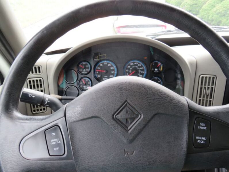 2012 International Maxxforce 4300 Durastar DT 26ft Box Truck