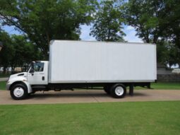 2012 International Maxxforce 4300 Durastar DT 26ft Box Truck